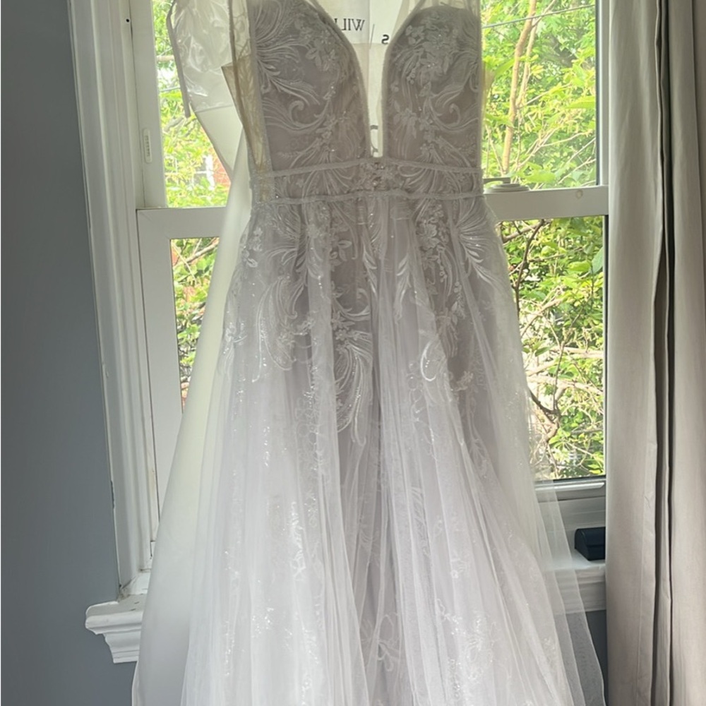 Maggie Sottero (Quinley) wedding gown